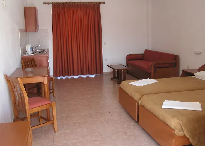 מלון דירות Goudelis סידריון