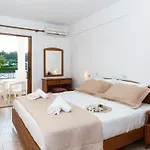 Goudelis Aparthotel